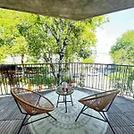L\'Hibiscus - Centre Ville - Parking - 3P
